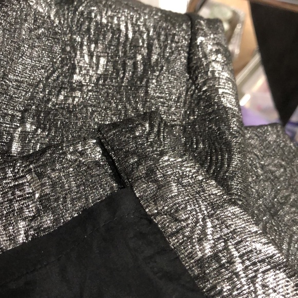 Silver/Pewter metallic brocade dress with black 🖤 - Picture 7 of 9